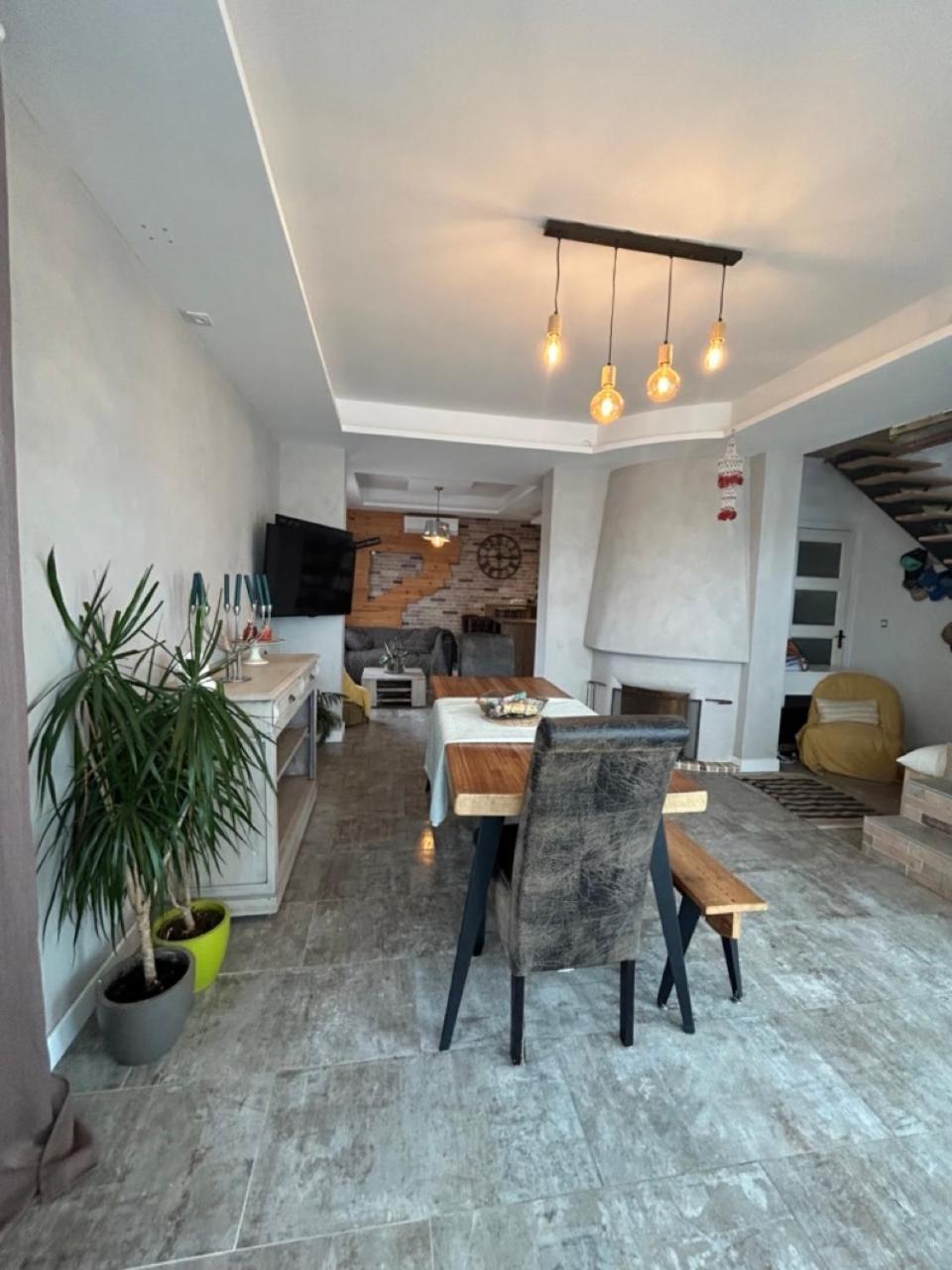 Comme A La Maison Narbonne Eksteriør billede