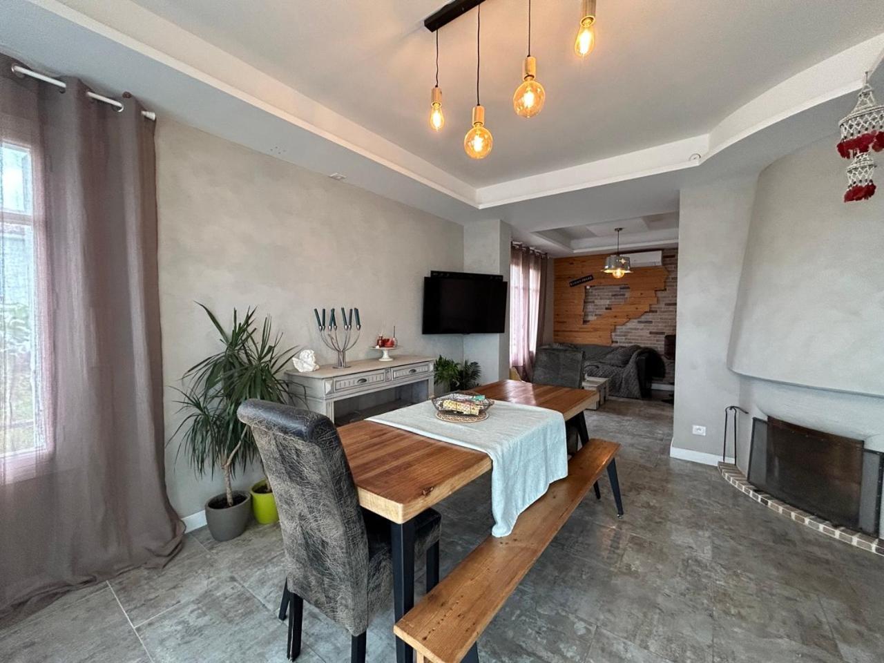 Comme A La Maison Narbonne Eksteriør billede