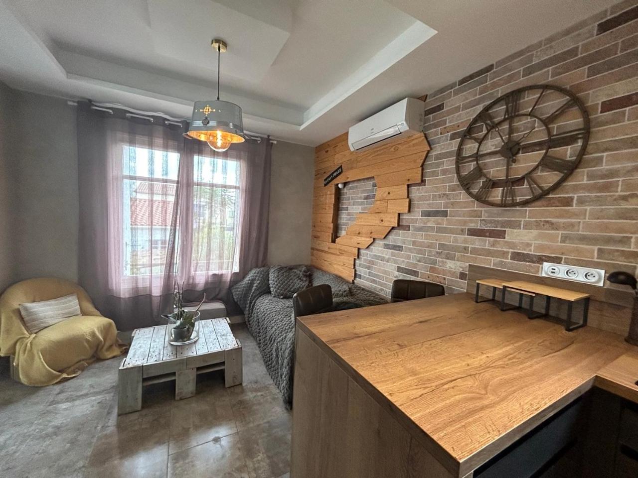 Comme A La Maison Narbonne Eksteriør billede